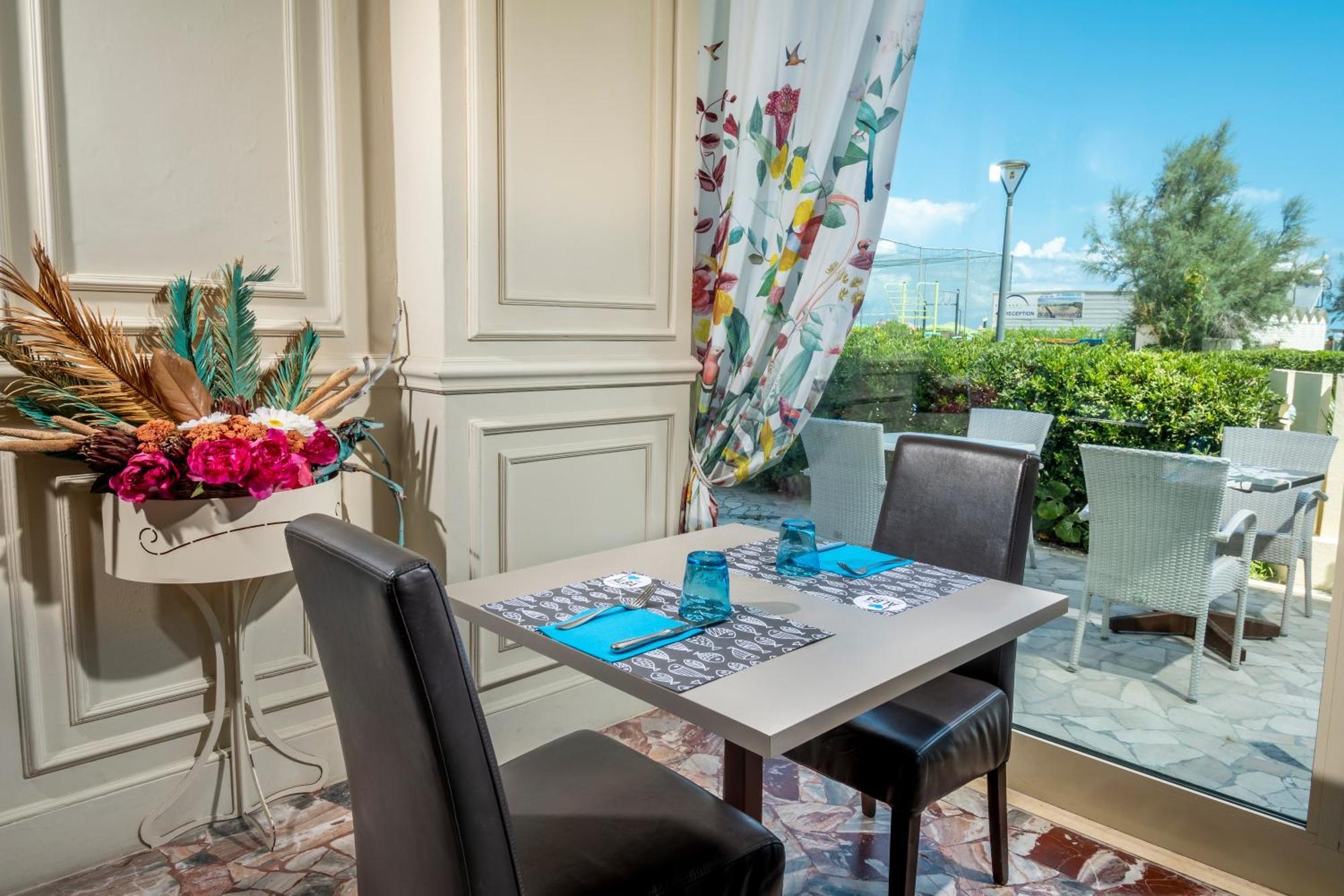 Hotel Alba Misano Adriatico Luaran gambar